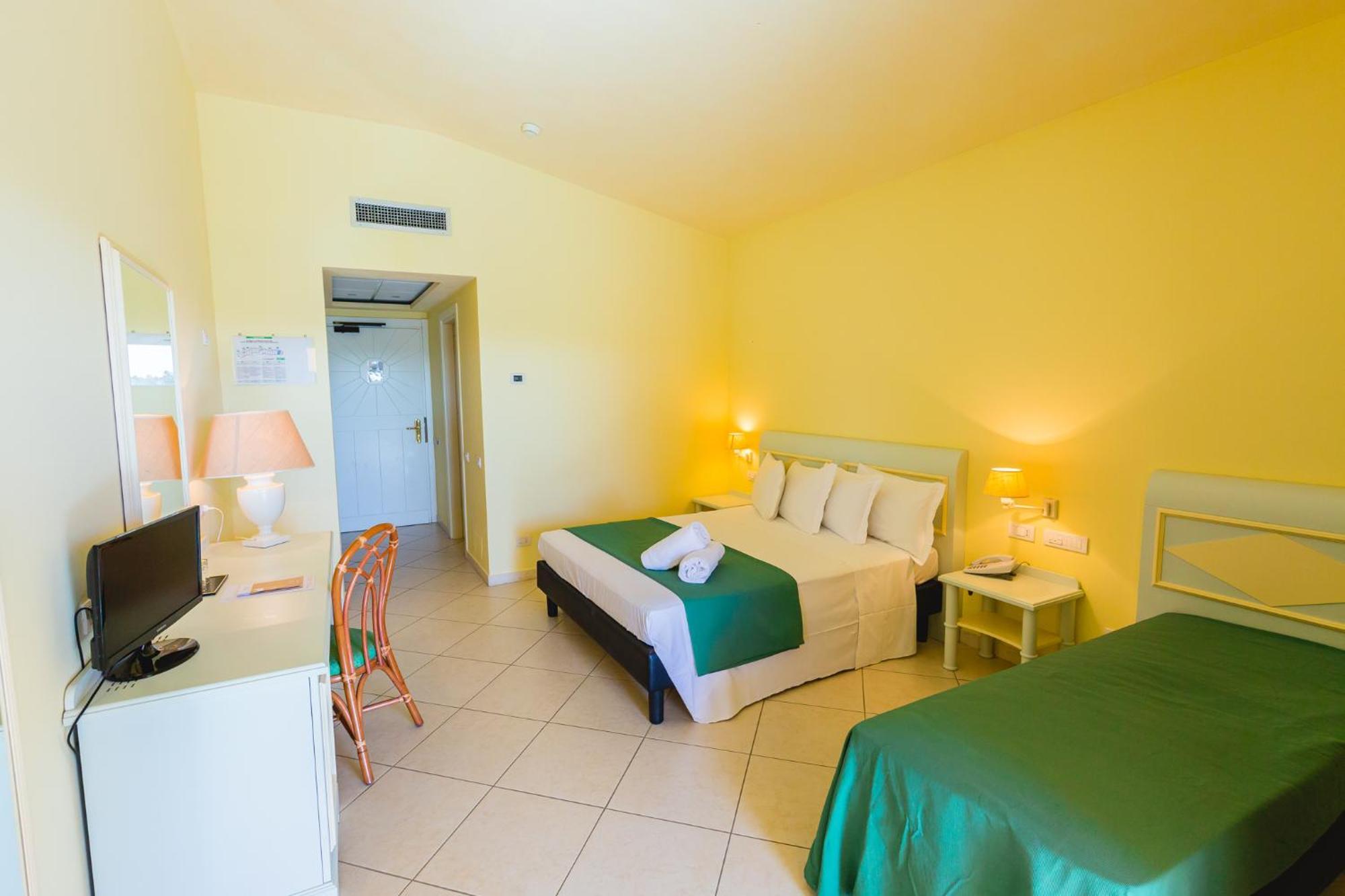Argonauti Sea Life Experience Hotel Marina Di Pisticci Exterior foto
